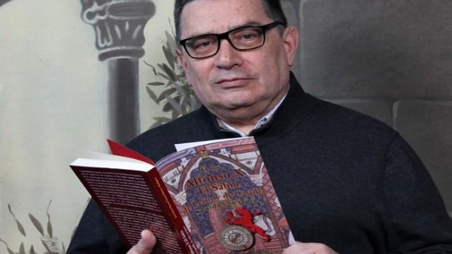 José María Manuel García-Osuna y Rodríguez con El Rey Alfonso X «El Sabio» de León y de Castilla